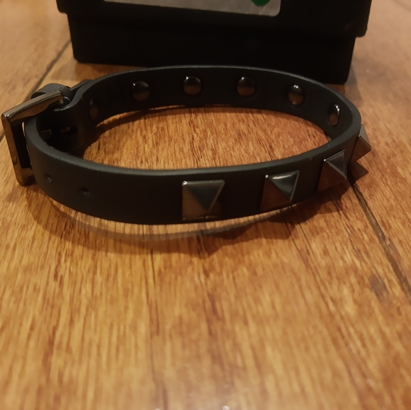 Valentino Leather Studded bracelet - Picture 5 of 8